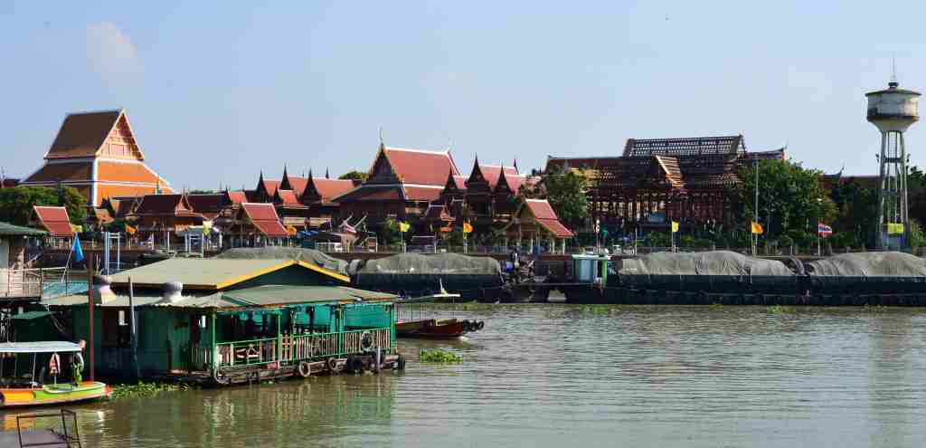 Ayutthaya Pet Fortress
